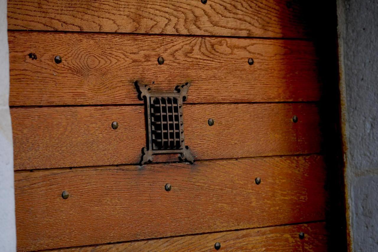 Lasseube Chambres D'Hotes Secret Pyrenees מראה חיצוני תמונה