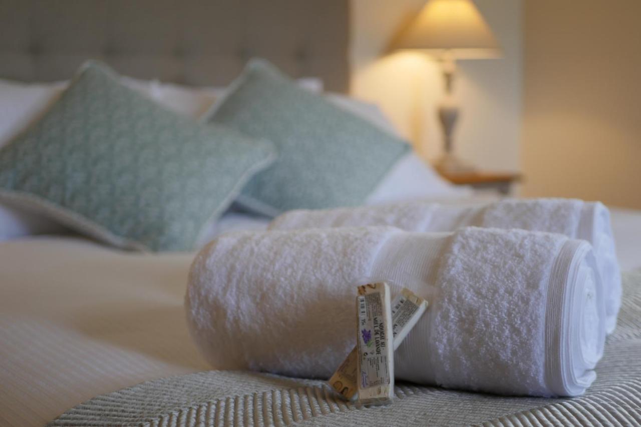 Lasseube Chambres D'Hotes Secret Pyrenees מראה חיצוני תמונה