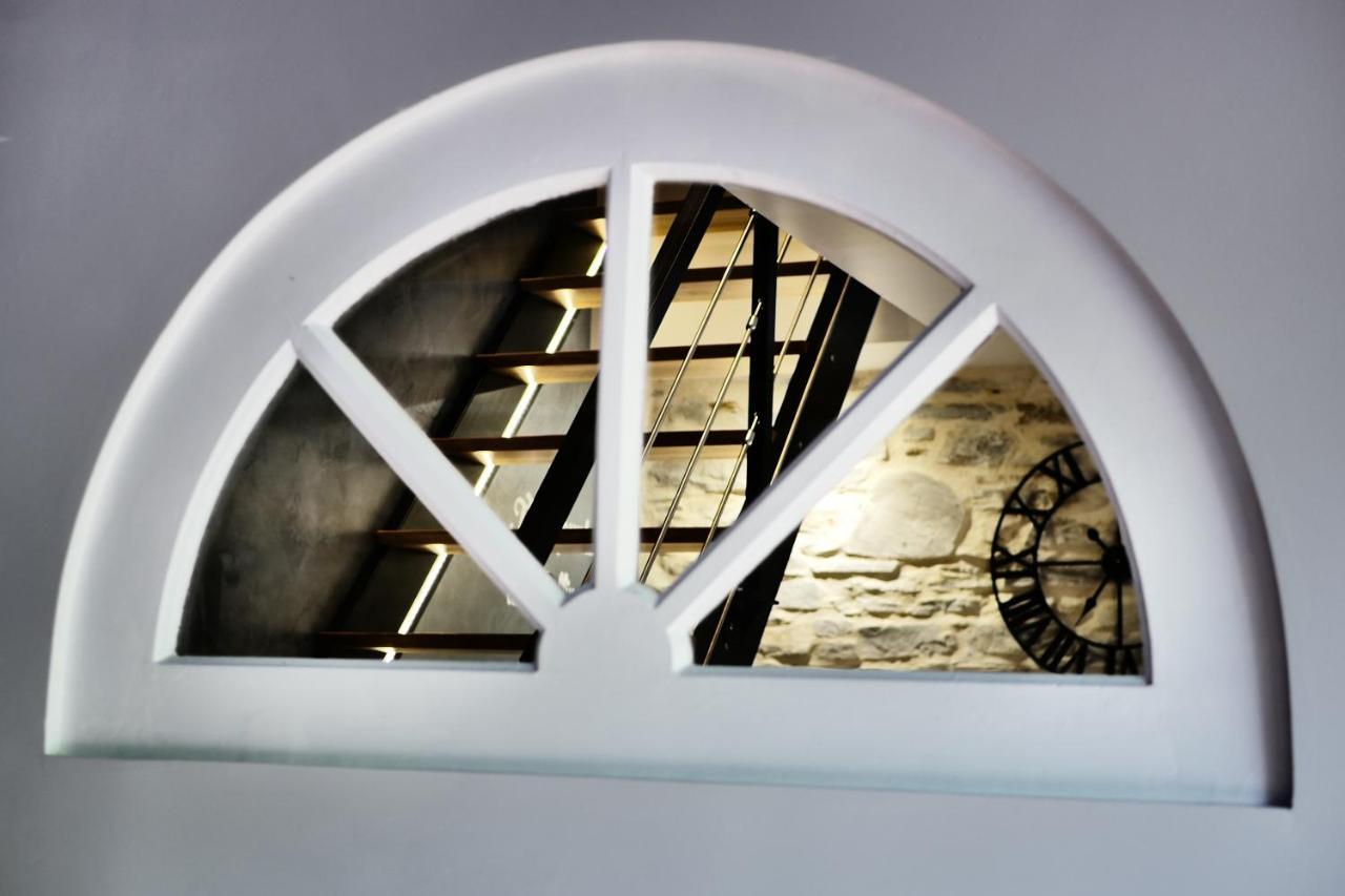Lasseube Chambres D'Hotes Secret Pyrenees מראה חיצוני תמונה